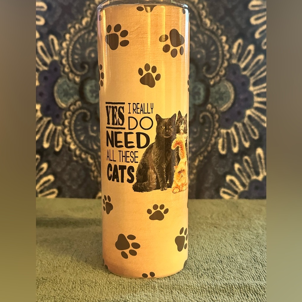 NEW- Cat 20 oz stainless steel tumbler.